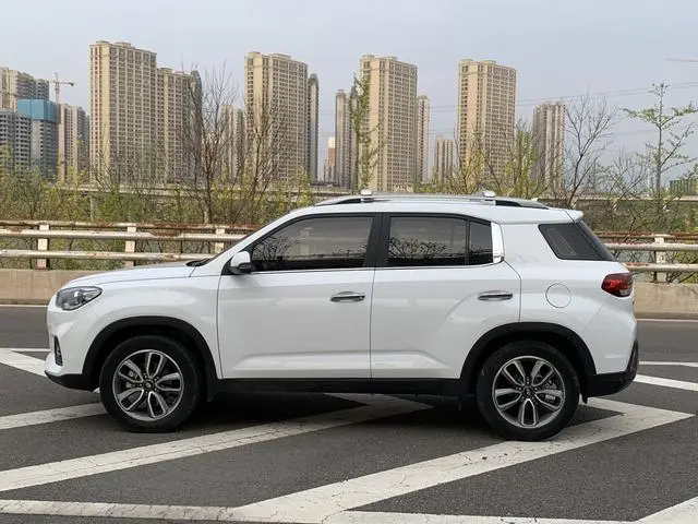 Hyundai Hyundai ix35 2.0L automatic two-wheel drive Zhiyong*Enjoy Edition Country VI
