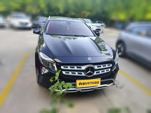 Mercedes-Benz Mercedes-Benz GLA GLA 200 dynamic type