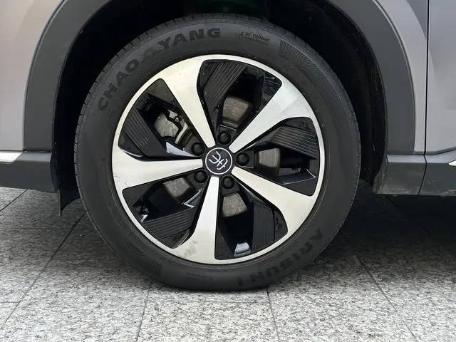 BYD Song PLUS DM DM-i 110KM two-wheel drive flagship PLUS