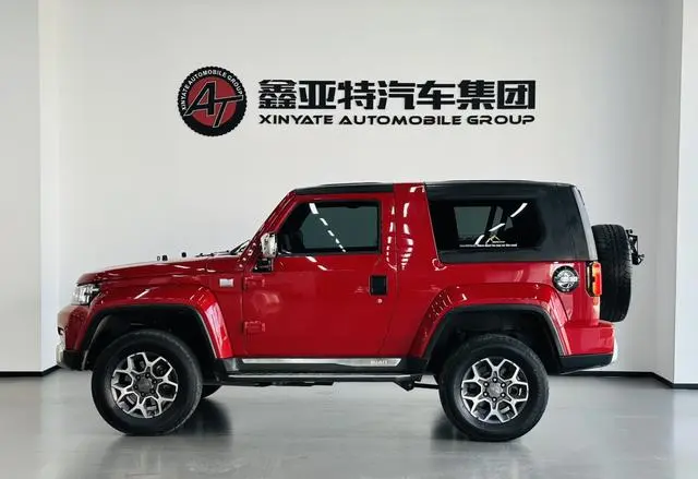 Beijing Beijing off-road BJ40 2.0T automatic four-wheel drive tribute to the 2020 version of the extreme type