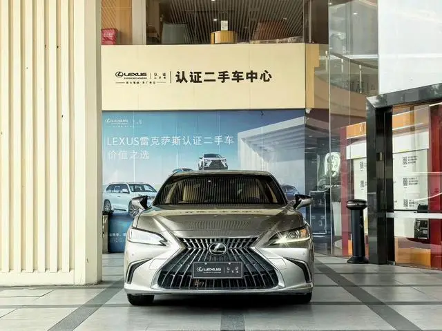 Lexus Lexus ES 200 Excellent Edition