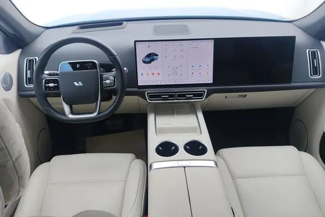 Li Auto Ideal L7 Ultra version