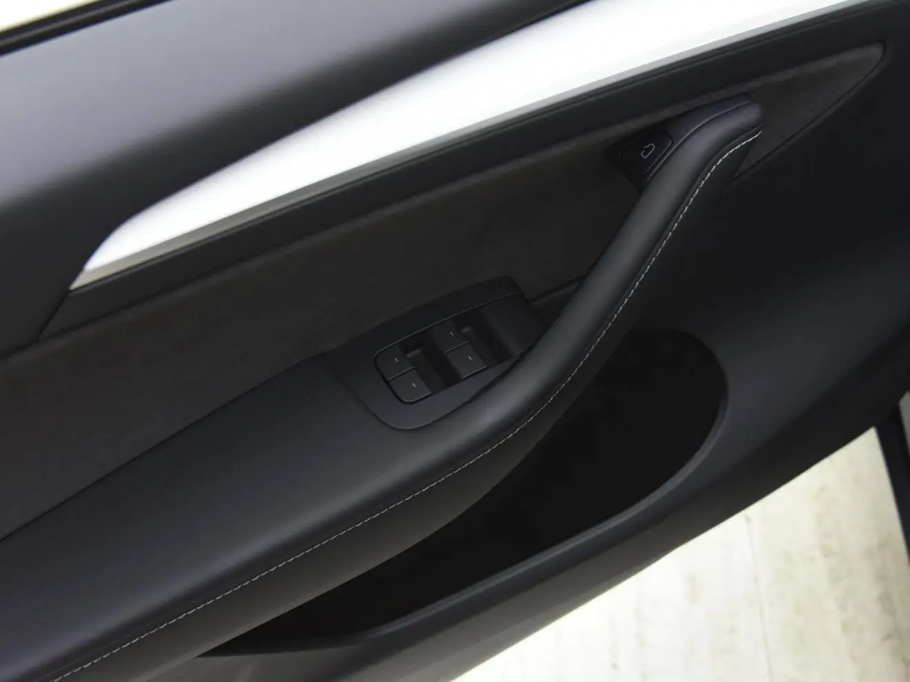 Tesla Model Y Facelifted rear-wheel drive version