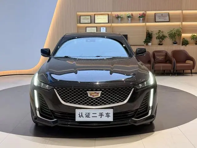 Cadillac Cadillac CT5 28T luxury
