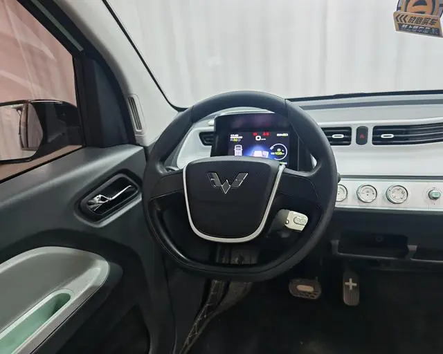 Wuling Wuling Hongguang MINIEV Macaron Premium Lithium Iron Phosphate