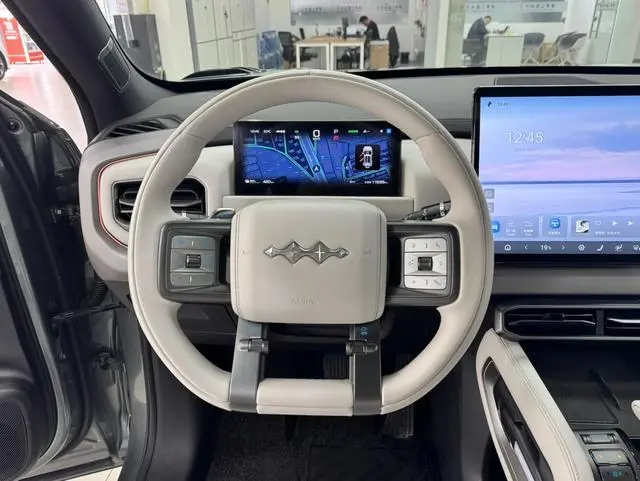 FANG CHENG BAO Titanium 3 501KM four-wheel drive Ultra version