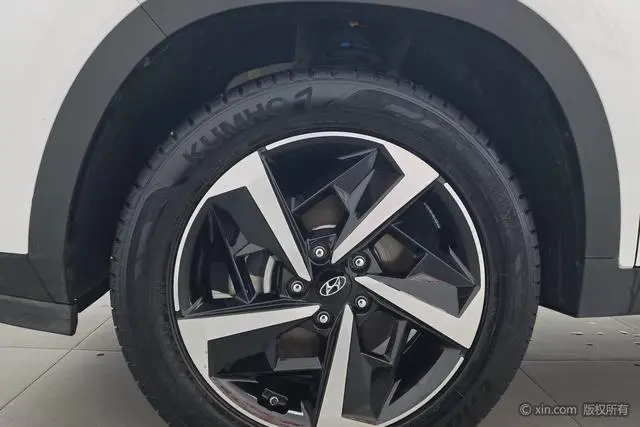 Hyundai Hyundai ix35 2.0L automatic two-wheel drive leading version GLS