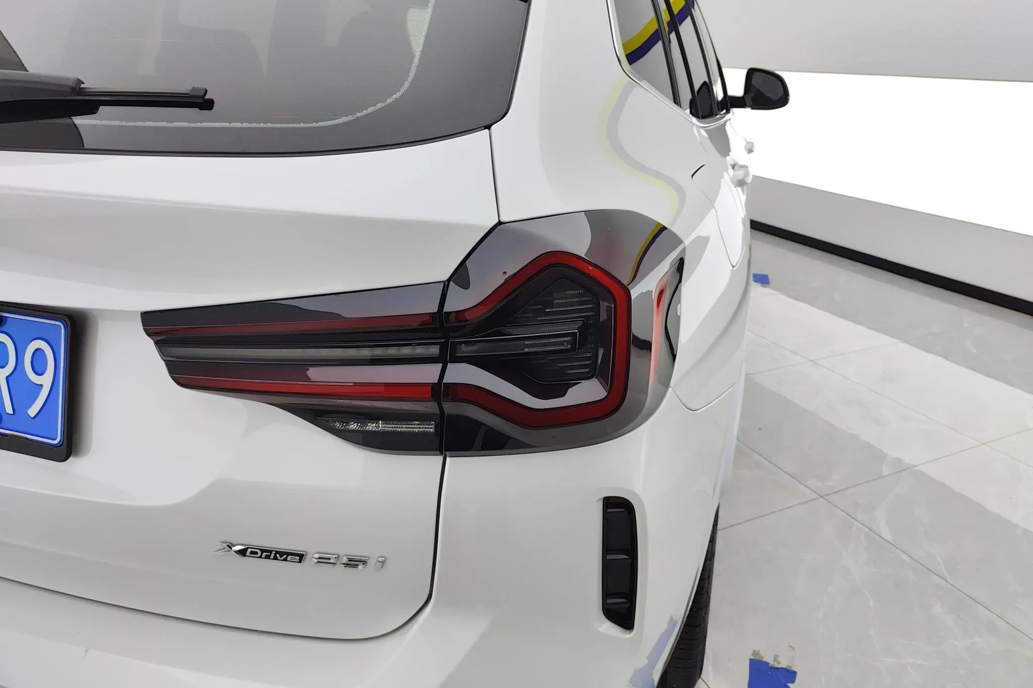 BMW BMW X3 xDrive25i M sports suit