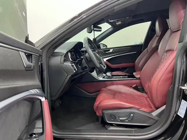 Audi Audi A7L 45 TFSI quattro S-line Black Samurai Edition