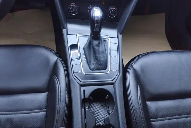 Volkswagen Lingdu 230TSI DSG Fashion Edition