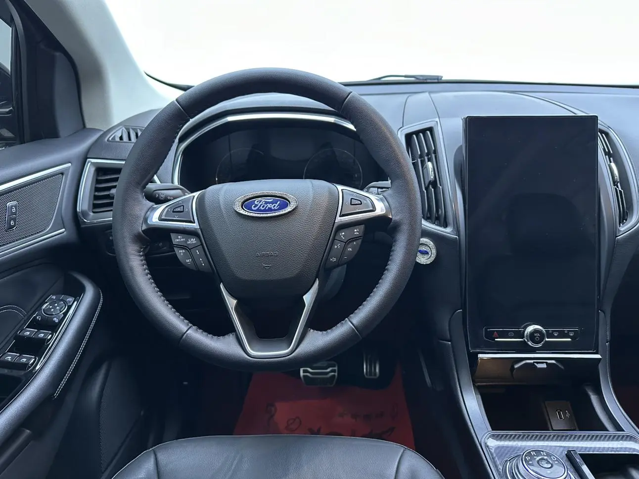 Ford Sharp World EcoBoost 245 two-wheel drive Hao Rui type 7-seater