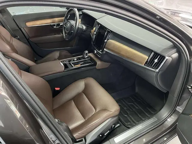 Volvo Volvo S90 PHEV T8 E-drive Hybrid Zhiyi Deluxe Edition