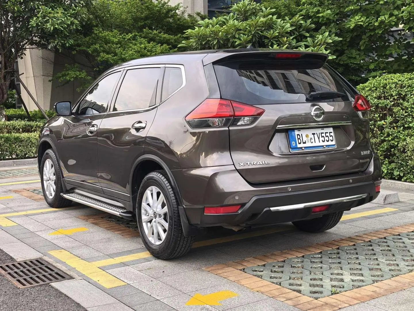 Nissan Qijun 2.0L CVT Zhilian Comfort Edition 2WD
