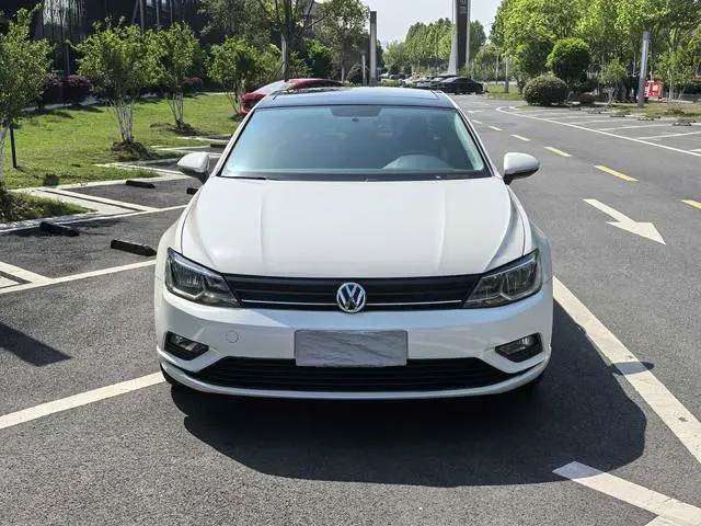 Volkswagen Lingdu 230TSI DSG Fashion Edition