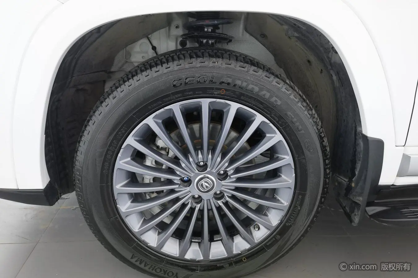 Changan Changan CS95 2.0T two-wheel drive luxury