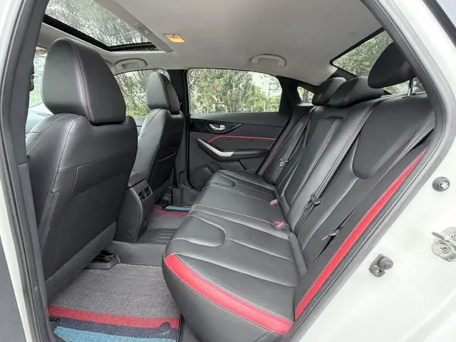 Venucia Qichen D60 1.6L XL CVT Zhilian Elite Edition (ISS)