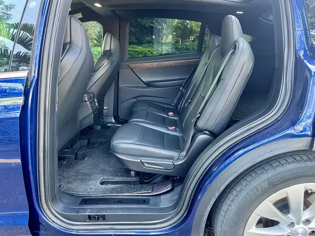 Tesla Model X Long battery life version