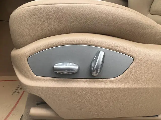 Porsche Cayenne Cayenne Platinum Edition 3.0T