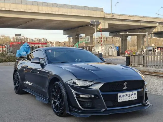 Ford Mustang 2.3T EcoBoost