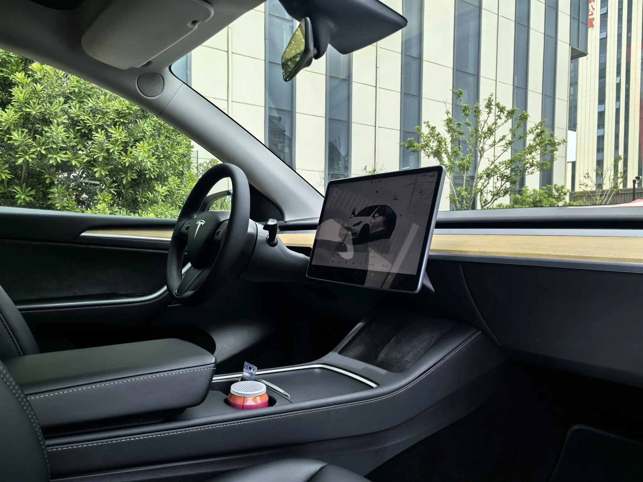 Tesla Model Y Facelifted rear-wheel drive version