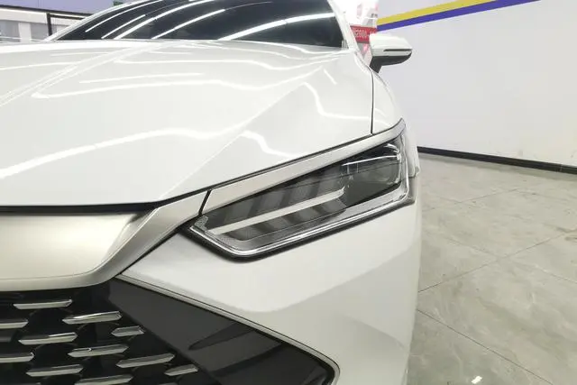 BYD Qin PLUS DM DM-i Champion Edition 55KM Leading Type