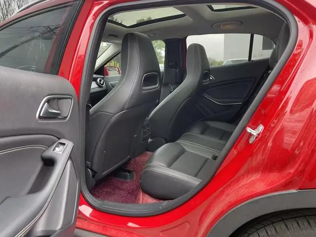 Mercedes-Benz Mercedes-Benz GLA GLA 200 dynamic type