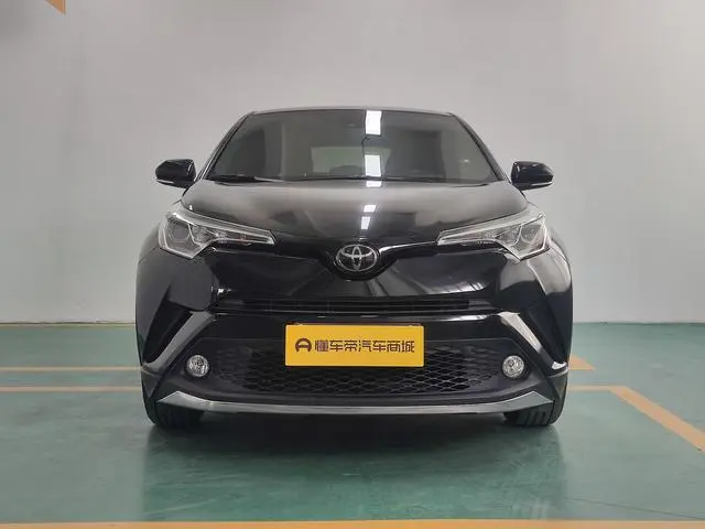 TOYOTA Toyota C-HR 2.0L leading skylight version country VI