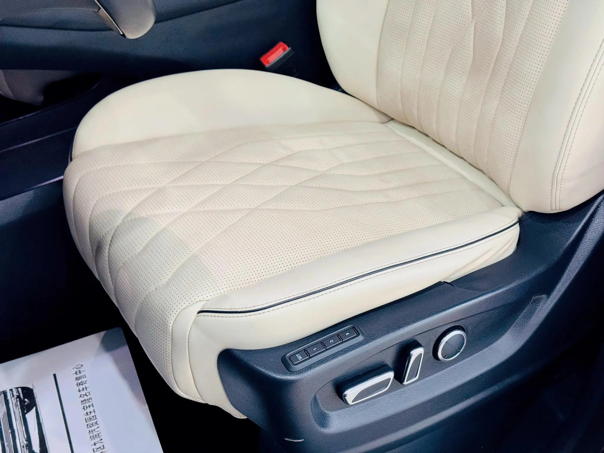 GAC Trumpchi M8 Master Series 390T four-seater Royal Edition