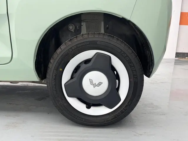 Wuling Wuling Hongguang MINIEV Macaron Premium Lithium Iron Phosphate