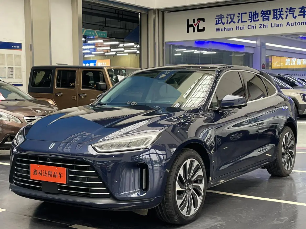 AITO Ask the world M5 Extended range four-wheel drive Ultimate edition