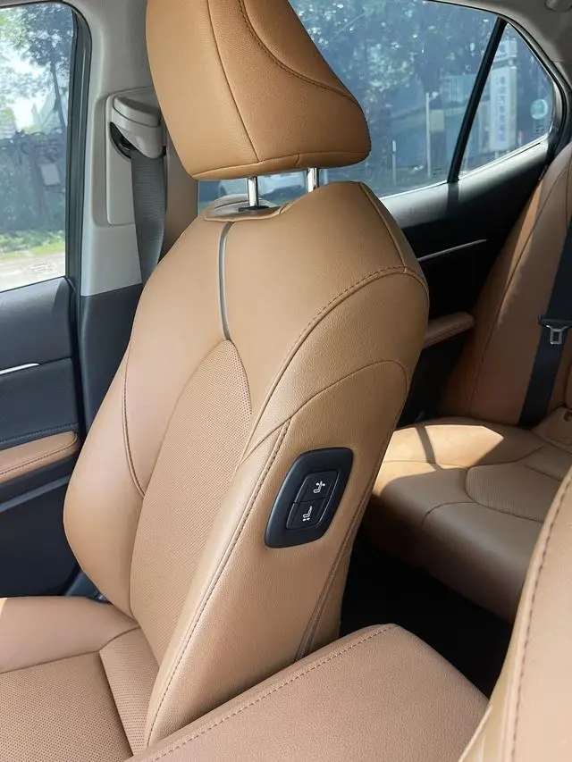 TOYOTA Camry 2.5G Deluxe Edition