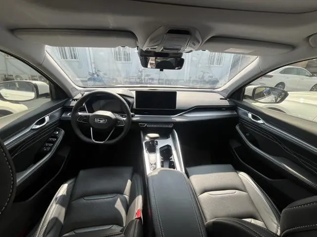 Geely Xingrui 2.0T luxury