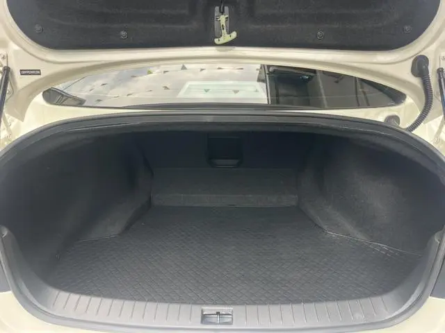 Infiniti Infiniti Q50L 2.0T Yixiang Edition Country VI