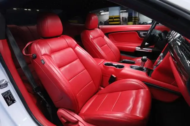 Ford Mustang 2.3T EcoBoost