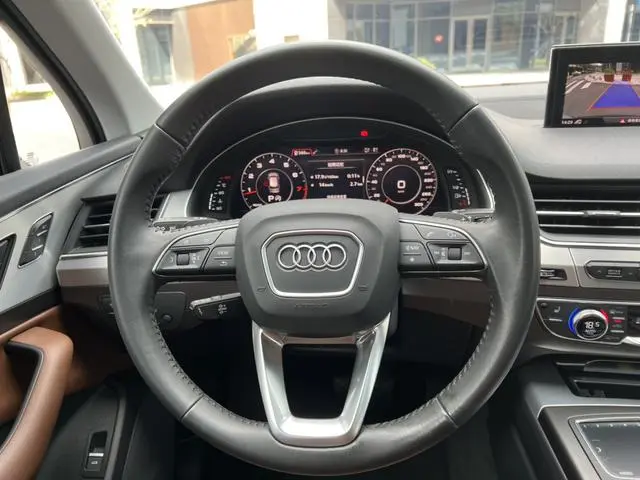 Audi Audi Q7 45 TFSI S line sporty