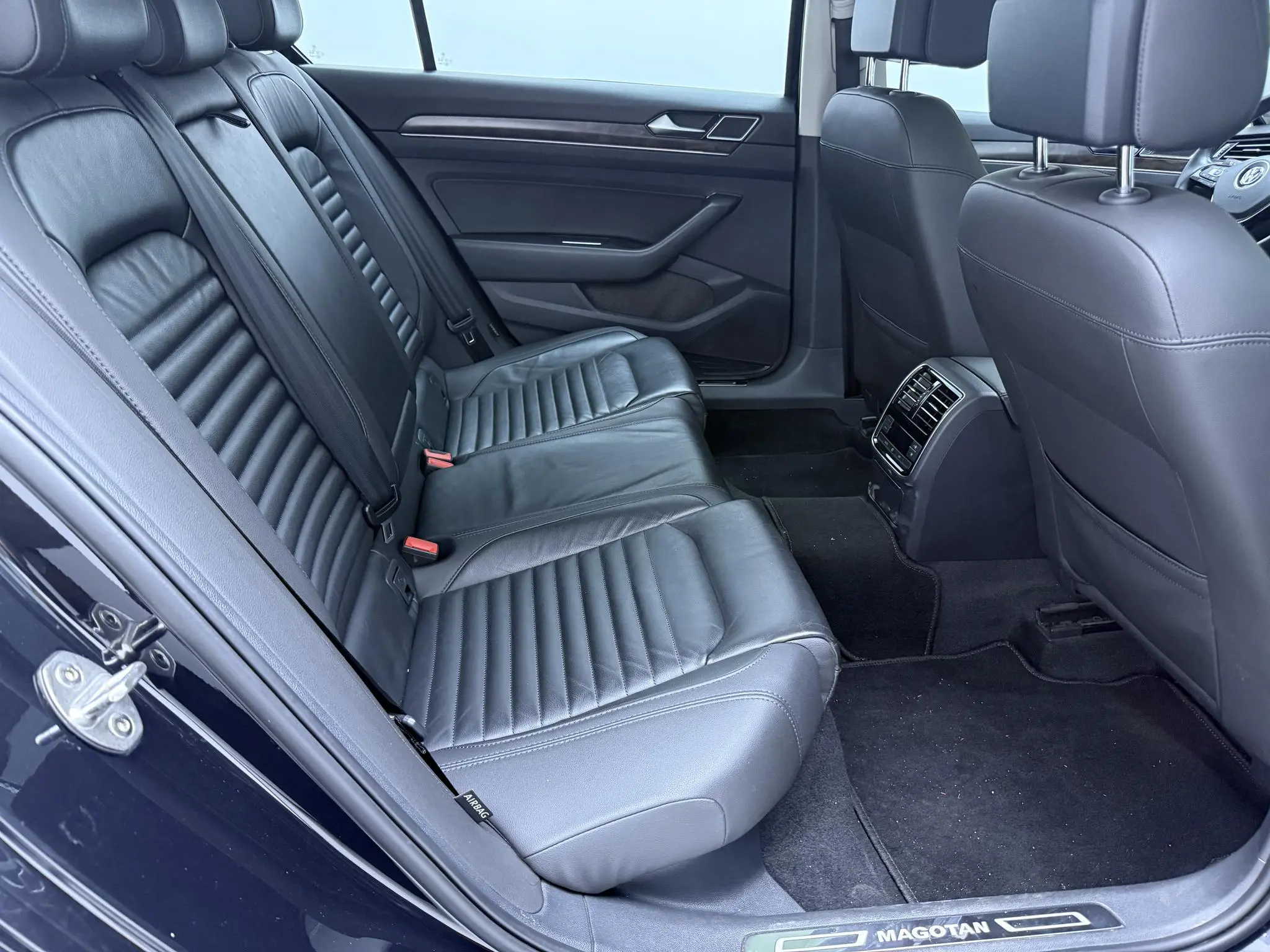 Volkswagen Magotan 330TSI DSG Luxury Country VI