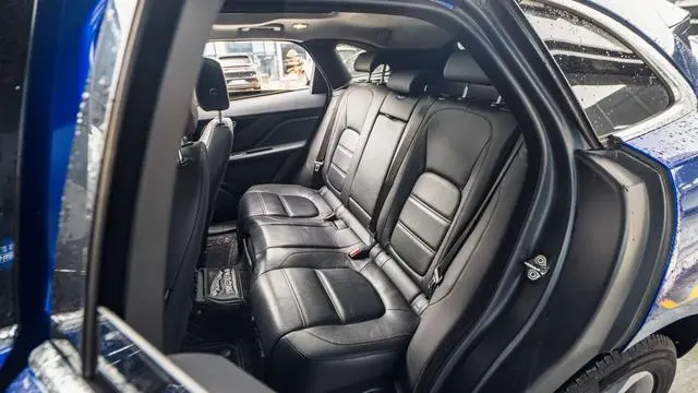 Jaguar Jaguar F-PACE 2.0T four-wheel drive Urban Exclusive Edition