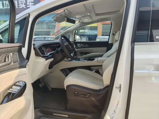 Denza Denza D9 DM Smart driving version 1020 four-wheel drive flagship model