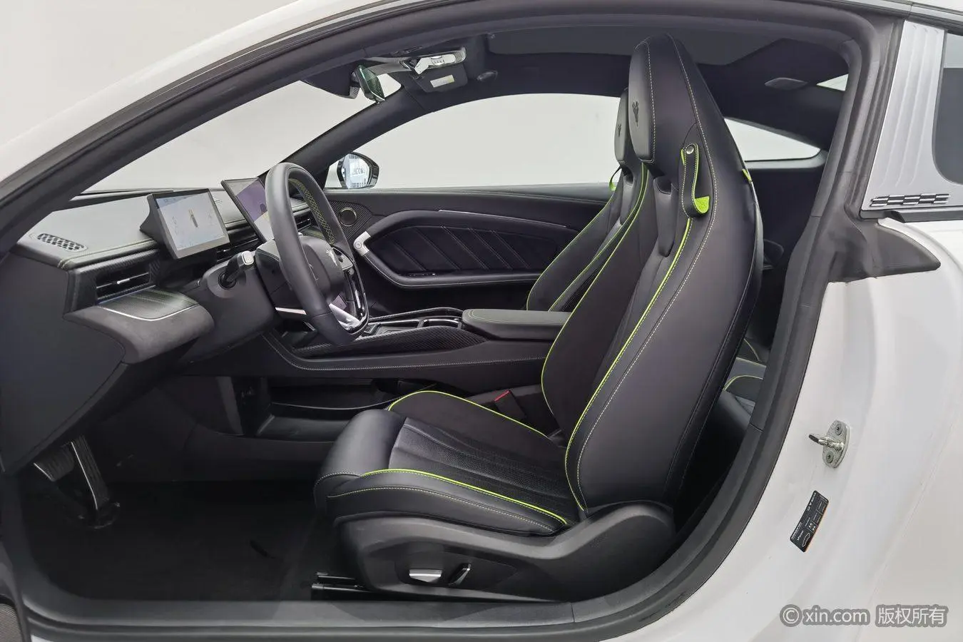Neta Nezha GT Version 560