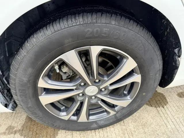 Changan Yidong PLUS 1.6L GDI automatic luxury type