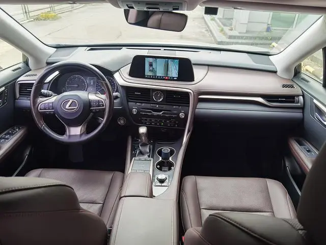 Lexus Lexus RX 300 four-wheel drive elegant version of the country VI