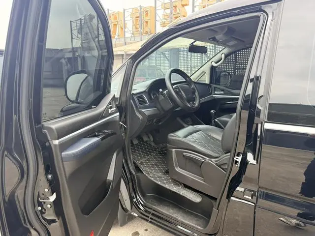 Dongfeng Fengxing Lingzhi M5L 1.6L luxury 7-seater