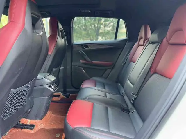 LYNK & CO Lynk 06 1.5T Jin Pro