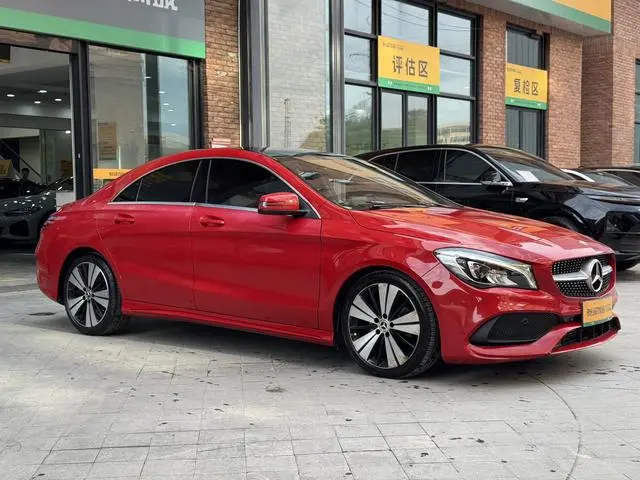 Mercedes-Benz Mercedes-Benz CLA CLA 200 fashion type
