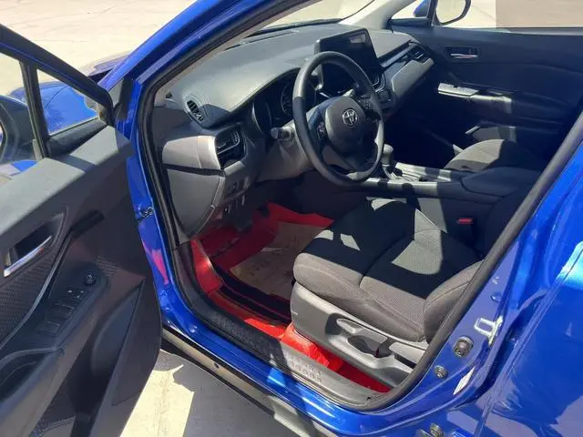 TOYOTA IZOA 2.0L Yichi Version