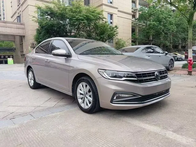 Volkswagen Bora 1.5L automatic comfort intelligent version