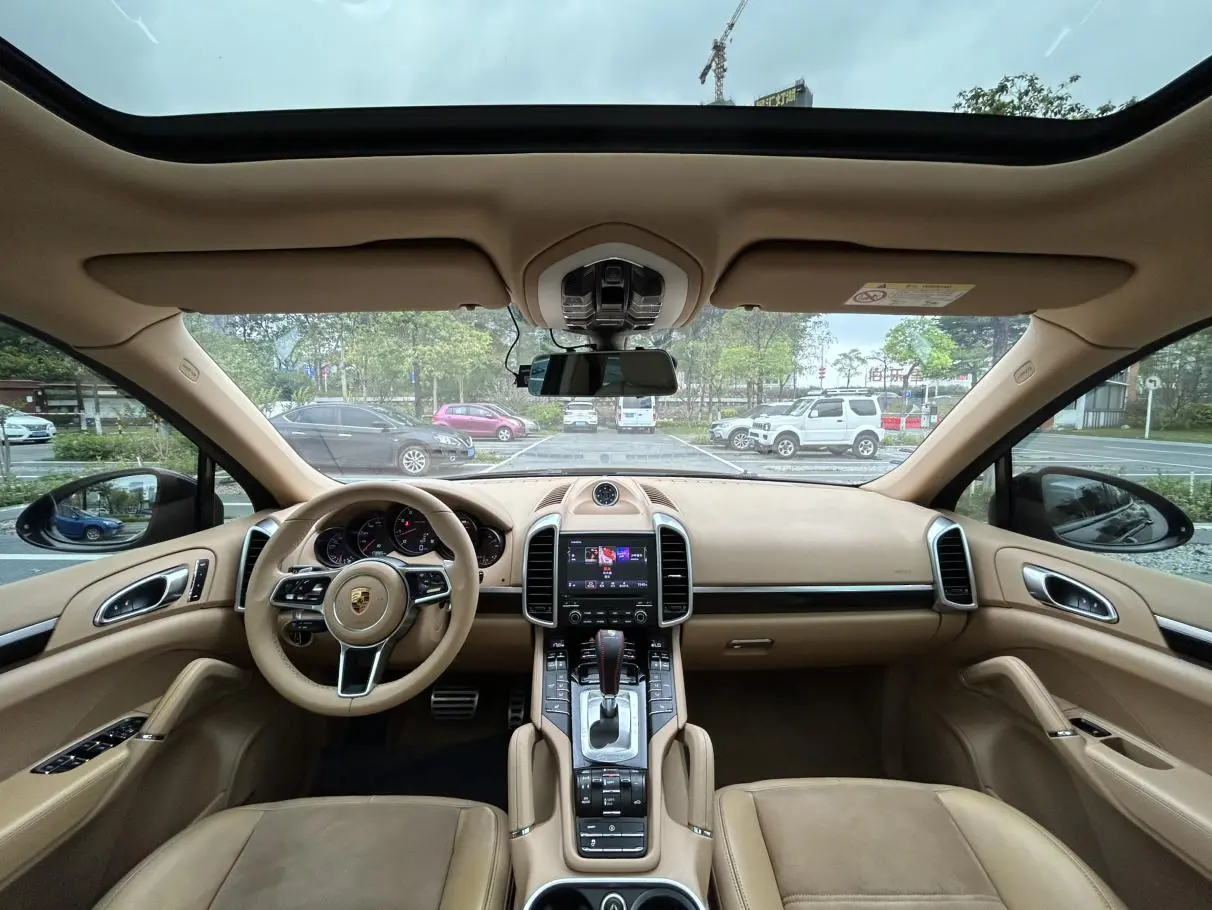 Porsche Cayenne Cayenne Platinum Edition 3.0T
