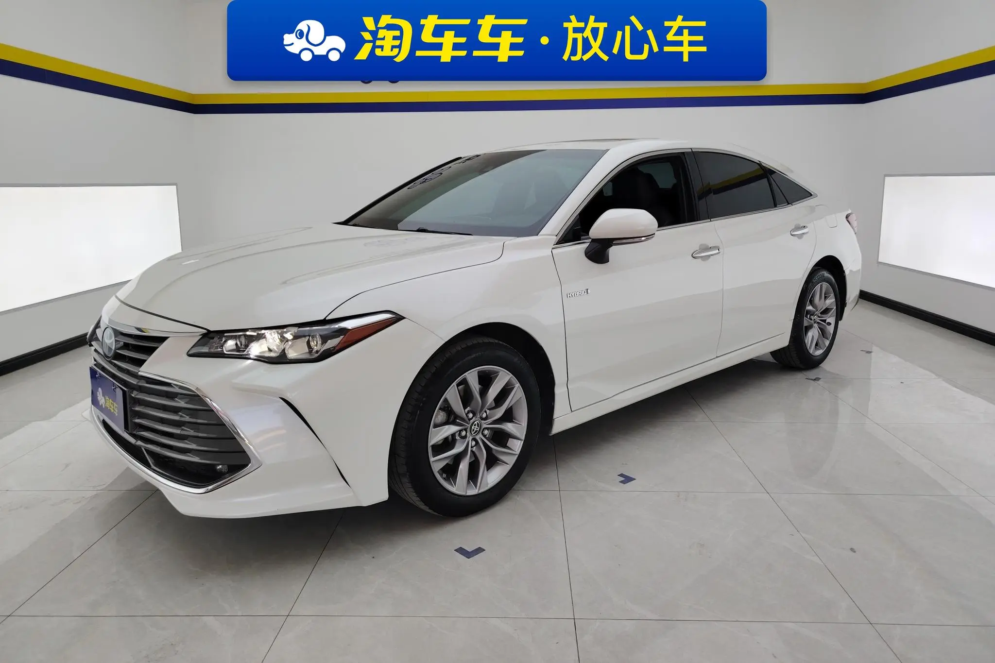 TOYOTA Asian dragon Dual engine 2.5L Deluxe Edition Country VI