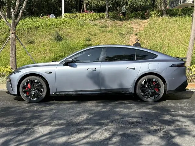 Dongfeng eπ eπ007 Pure electric 540 four-wheel drive Max version