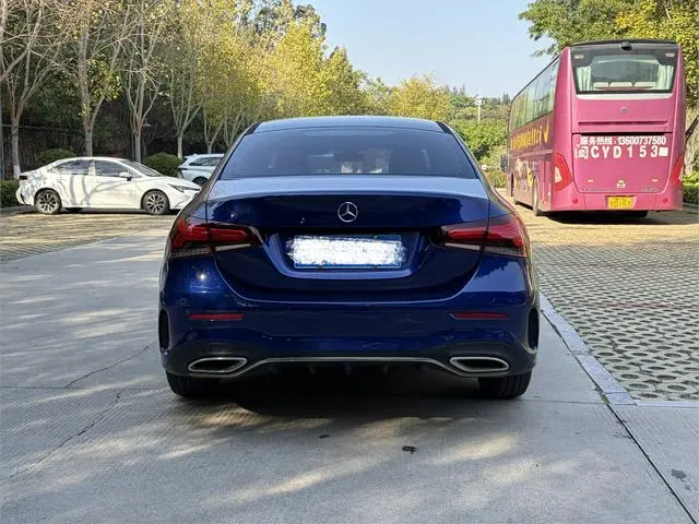 Mercedes-Benz Mercedes-Benz A-class A 200 L sports sedan